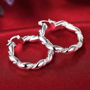 Gift Wrap Wreath Earrings Hoop S925 Sterling Silver Christmas Birthday Present